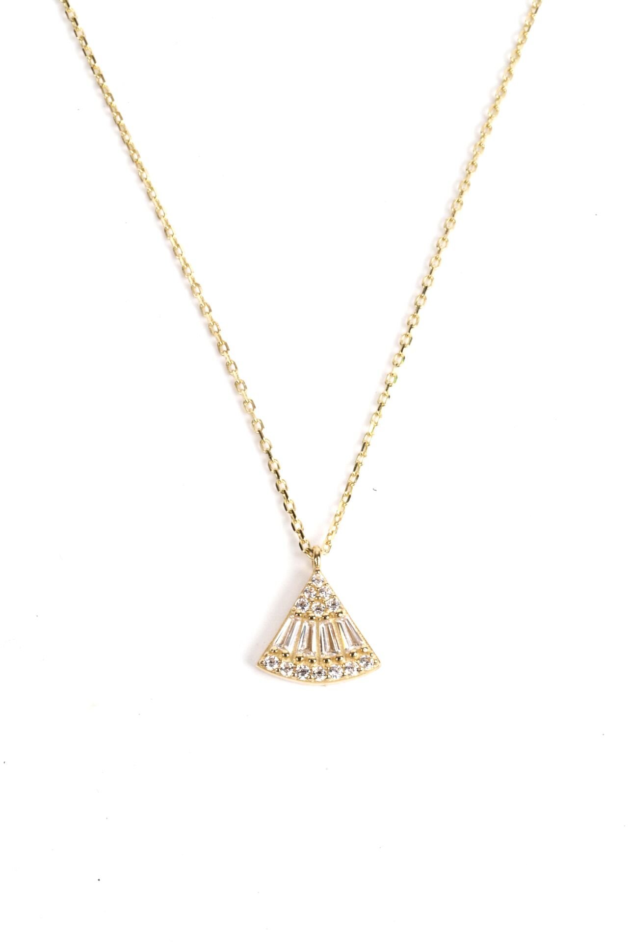 Altın Üçgen Tasarım Pırlanta Kolye