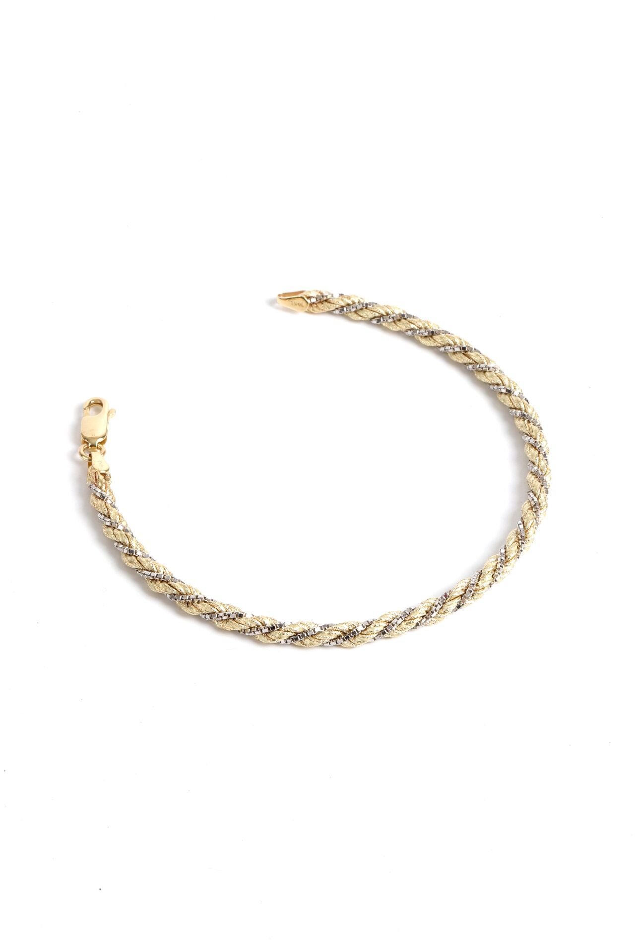 Örgü Desenli Altın Bileklik