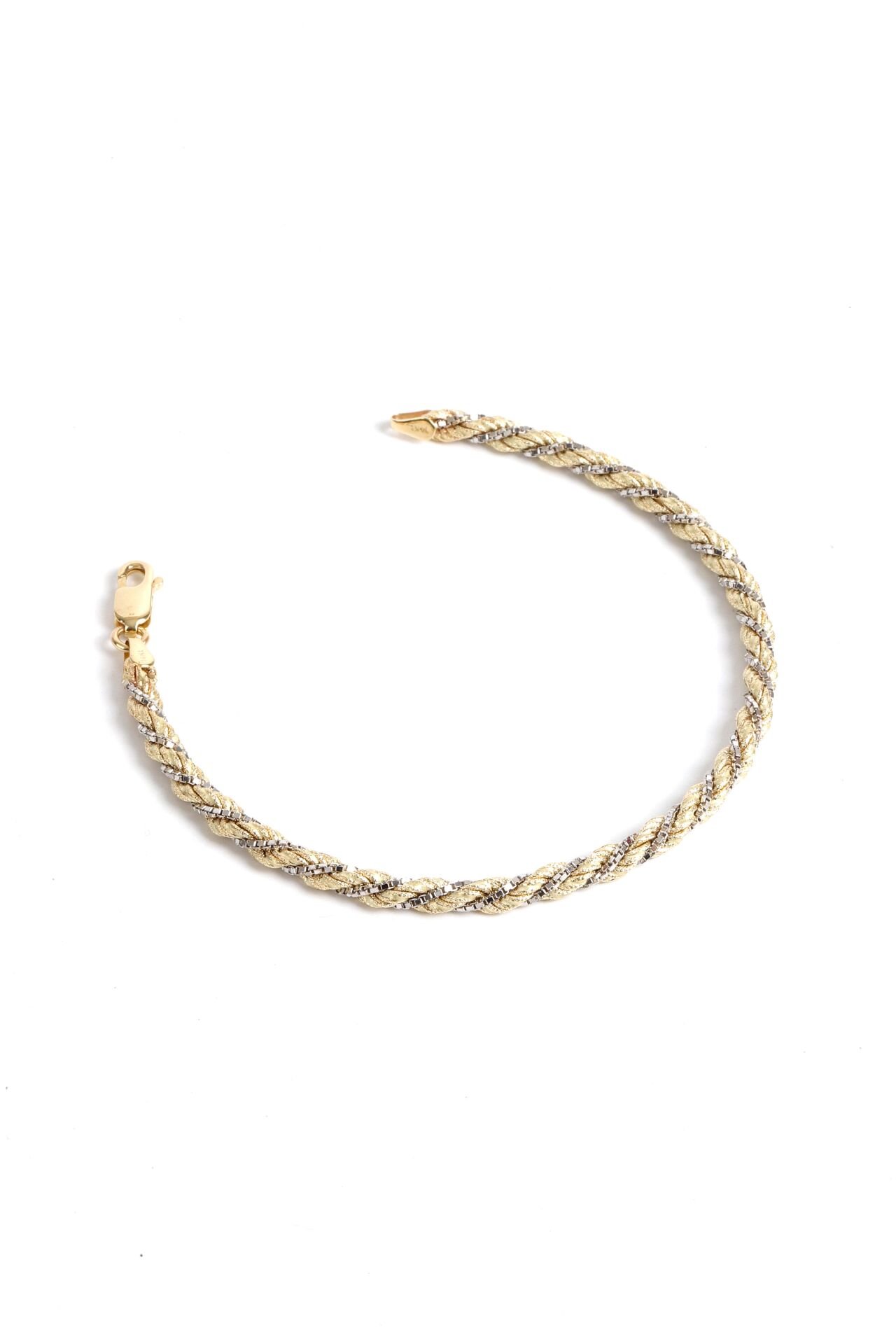 Örgü Desenli Altın Bileklik