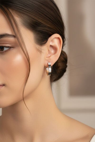 0.44 Karat Pırlanta Dama Desenli Halka Küpe