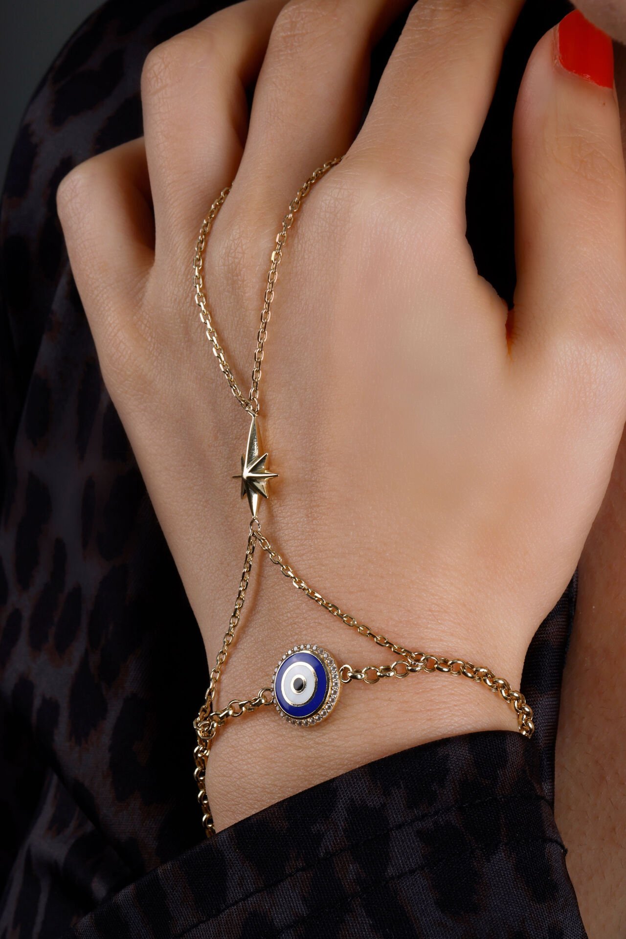 Altın Nazar Boncuklu ve Yıldız Detaylı Şahmeran Bileklik