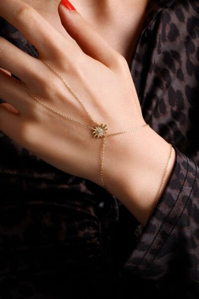 Altın Güneş Figürlü Tek Taşlı Şahmeran Bileklik