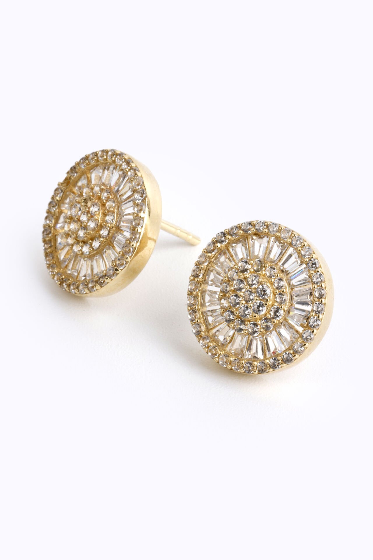 Altın Baget ve Yuvarlak Taşlı Halka Formlu Küpe