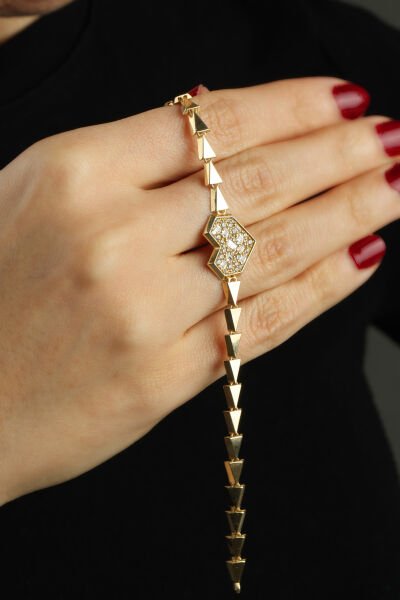 Altın Geometrik Zincirli Taşlı Kalp Bileklik