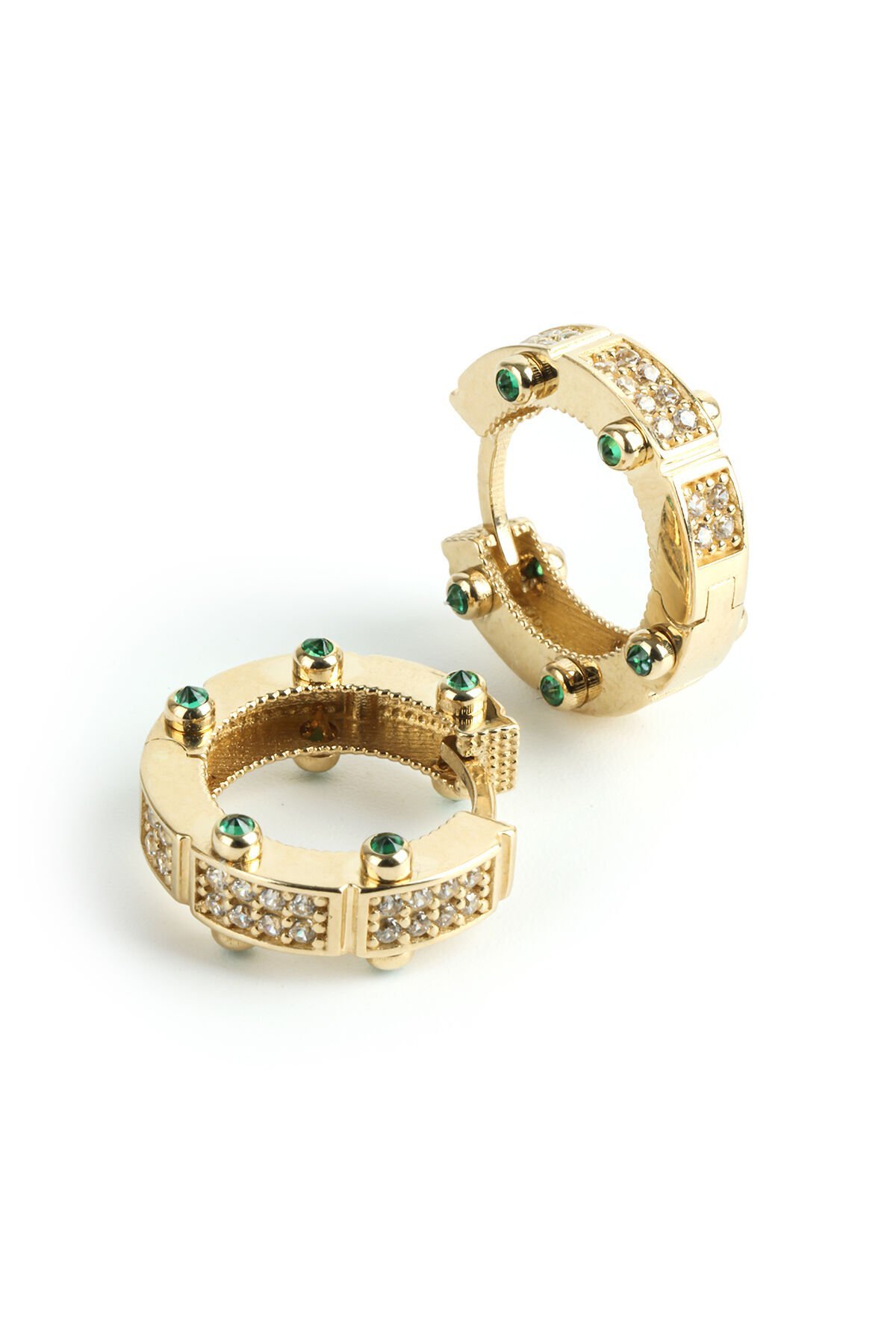 Altın Zümrüt Yeşili ve Beyaz Taşlı Halka Küpe